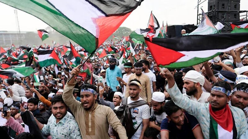 ইসরায়েলি গণমাধ্যমে নেতানিয়াহু ও তার মিত্রদের ছবি পেটানোর খবর